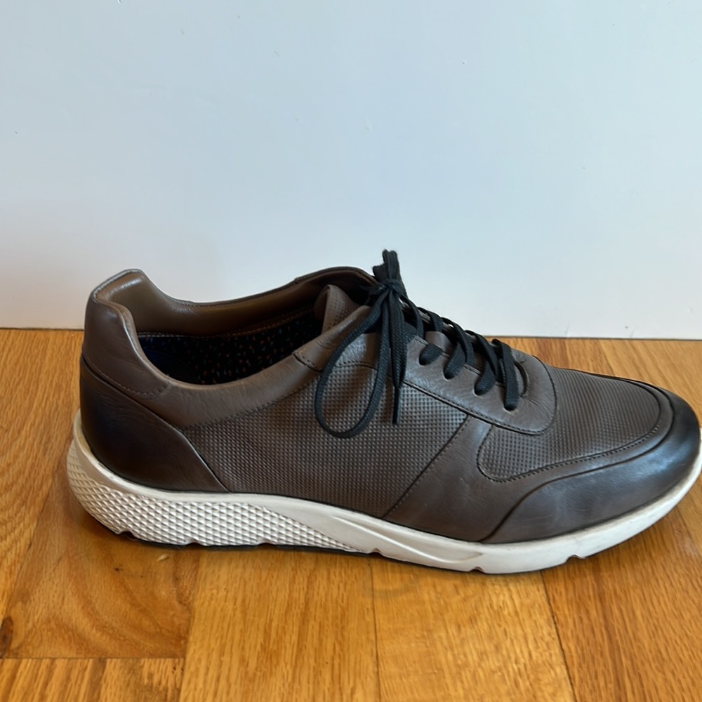 Men's Gray Sneakers